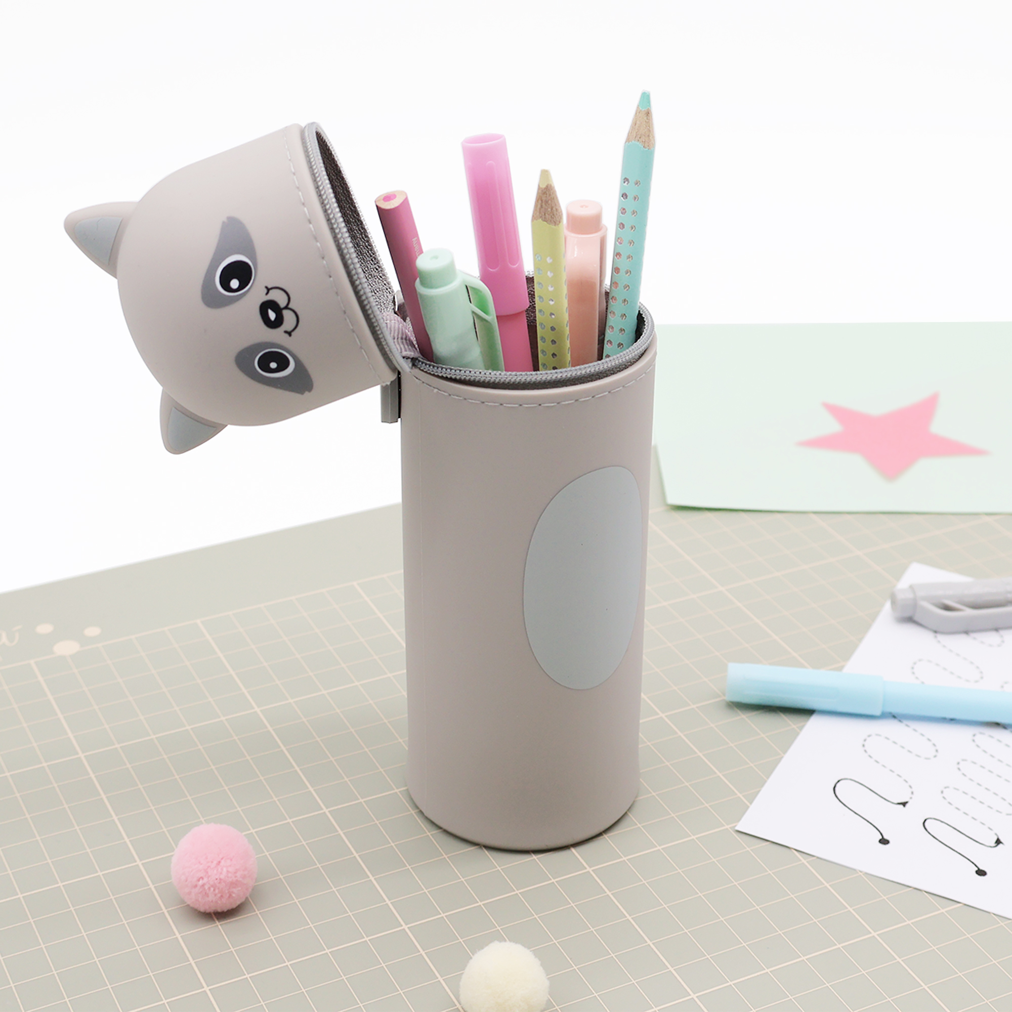 Lustiges Tiermäppchen aus Silikon "Waschbär Coony" – Bild 4