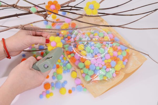 Pompons Set 500 Teile "Circus" – Bild 3
